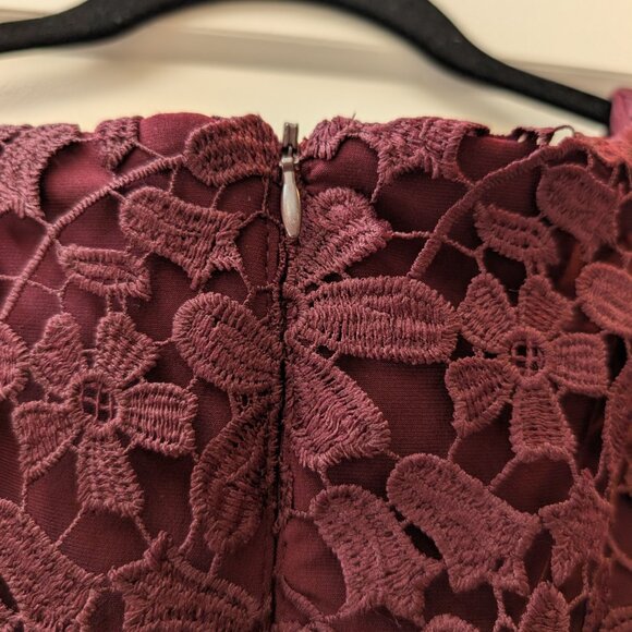 Lauren Ralph Lauren Floral Purple Dress with V-Neck Size 10 - Picture 4 of 8